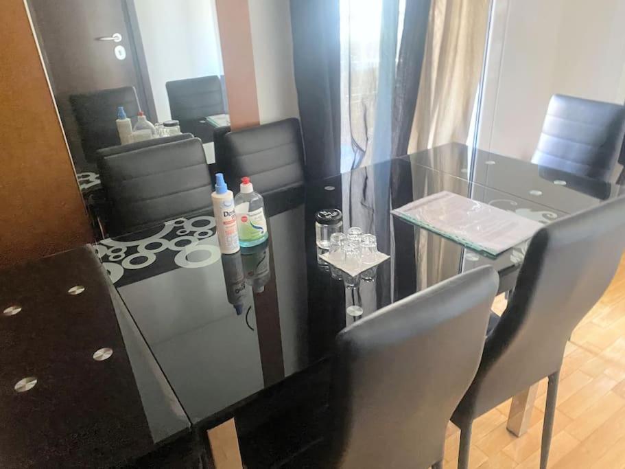 2Bdr Boutique Full Apt In Plaka Athens Luaran gambar