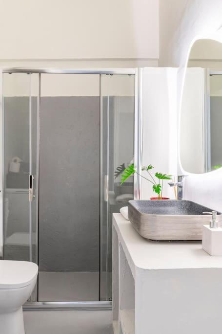 2Bdr Boutique Full Apt In Plaka Athens Luaran gambar